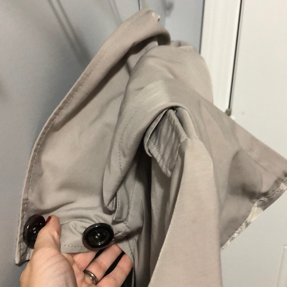 Classic Gray Trench Rain Coat Large - Guess - Picture 7 of 8